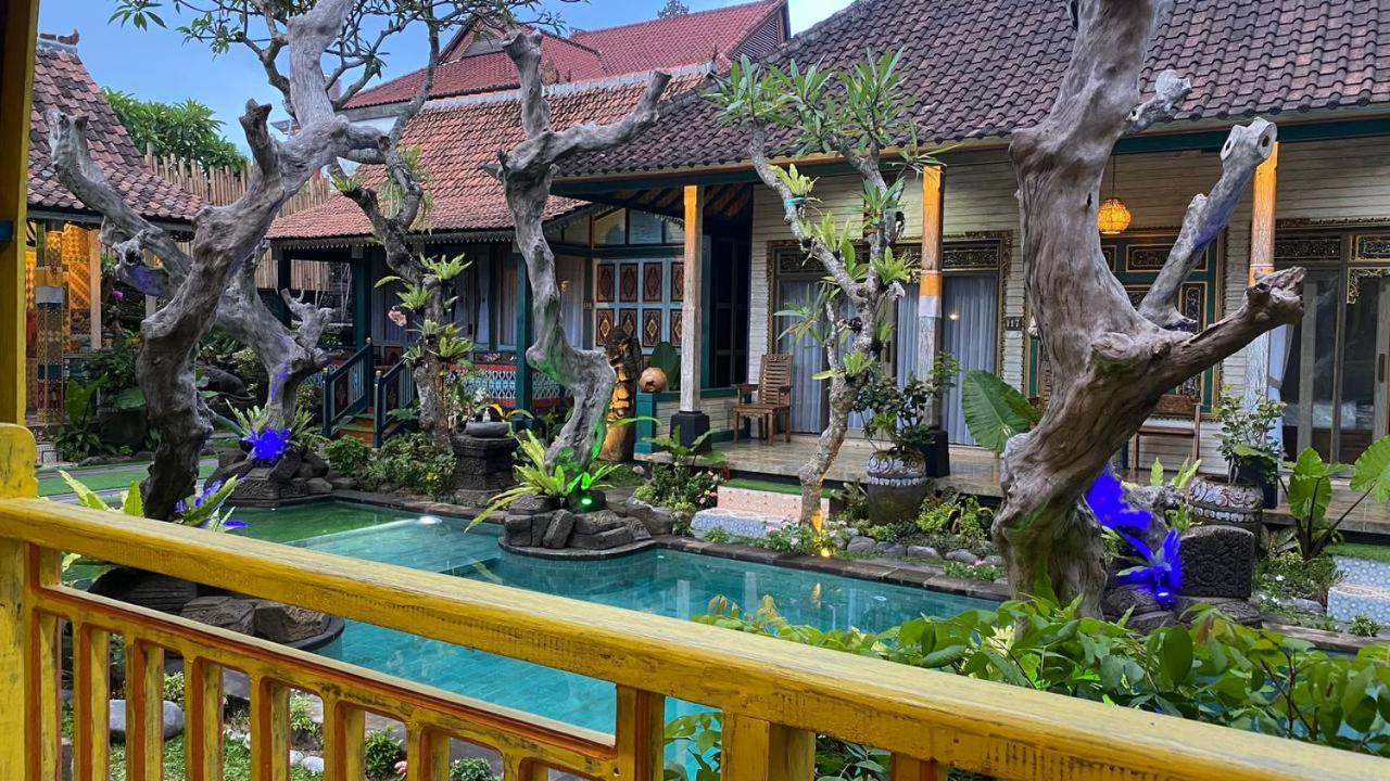 Villa Telaga Wana Sukawati  Luaran gambar