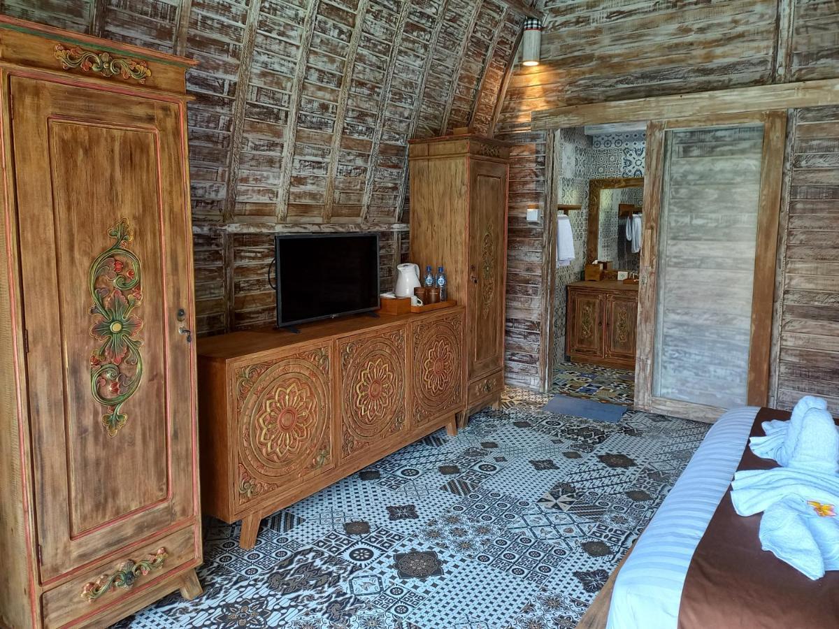 Villa Telaga Wana Sukawati  Luaran gambar