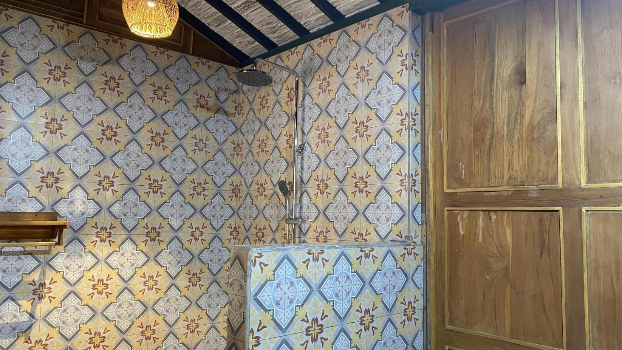 Villa Telaga Wana Sukawati  Luaran gambar