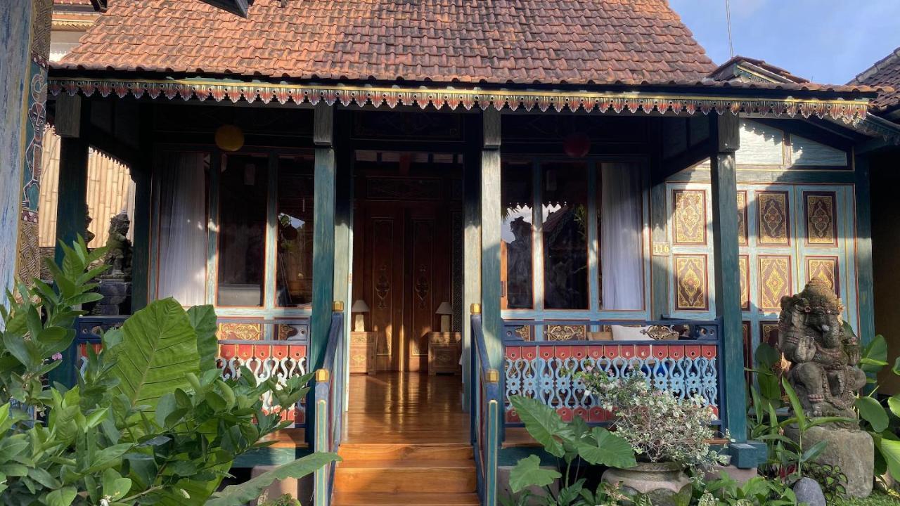 Villa Telaga Wana Sukawati  Luaran gambar
