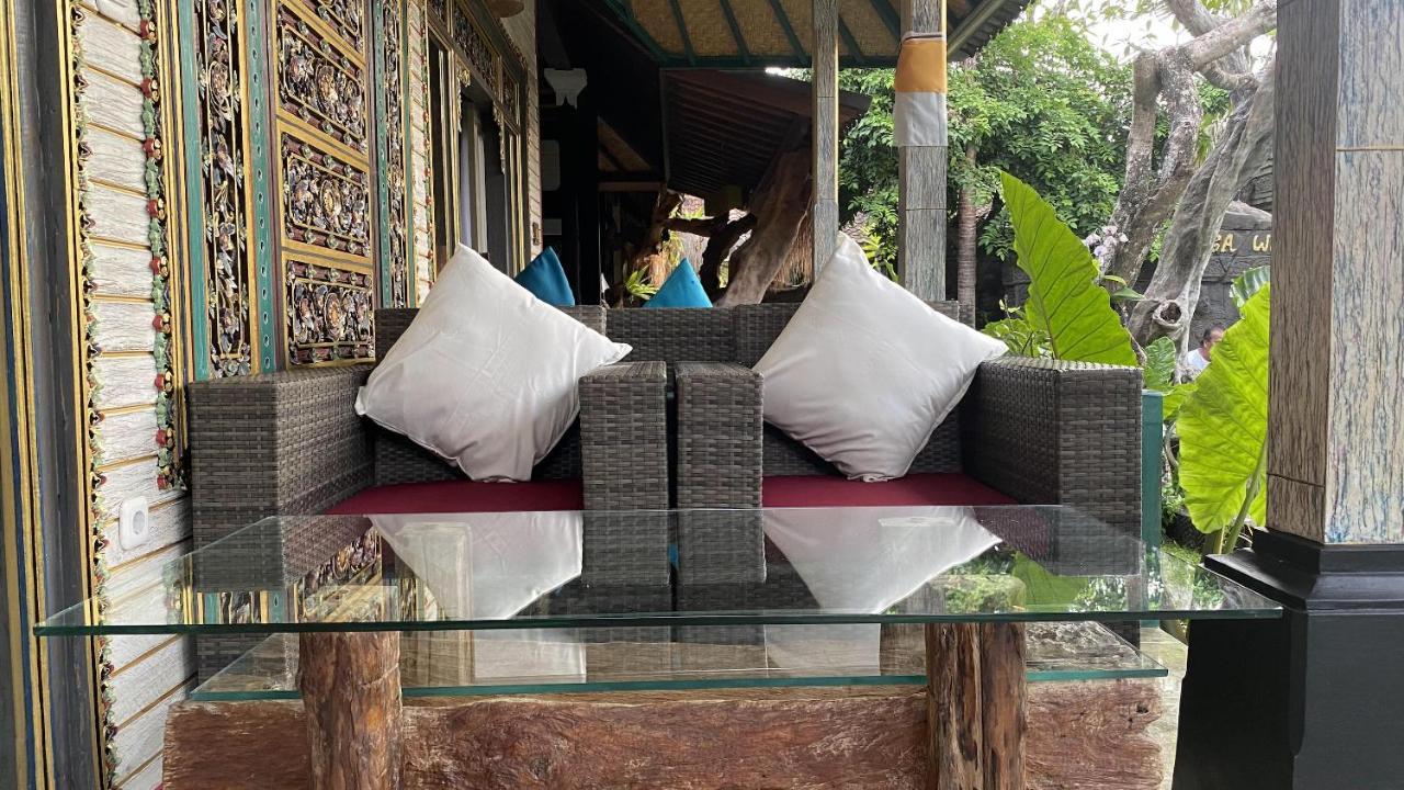 Villa Telaga Wana Sukawati  Luaran gambar