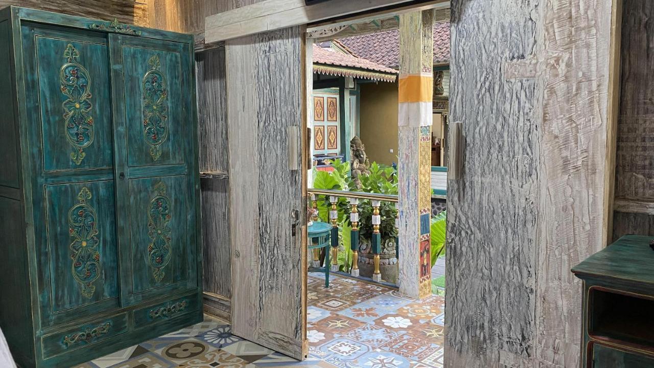 Villa Telaga Wana Sukawati  Luaran gambar
