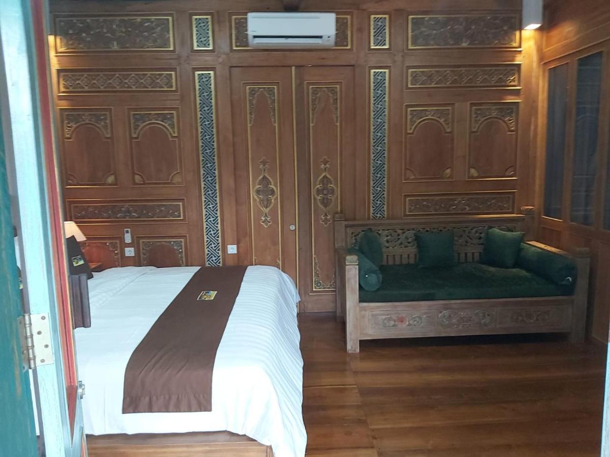 Villa Telaga Wana Sukawati  Luaran gambar